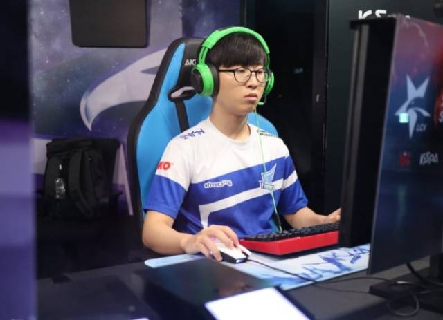 尤其是在转 尤其是在转