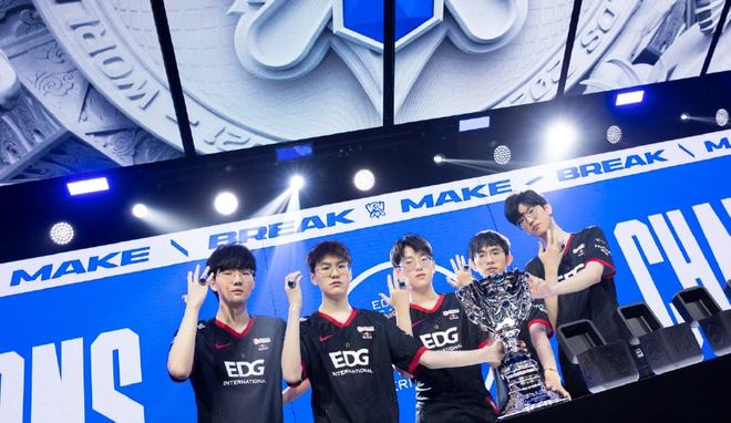 以优异的表 以优异的表