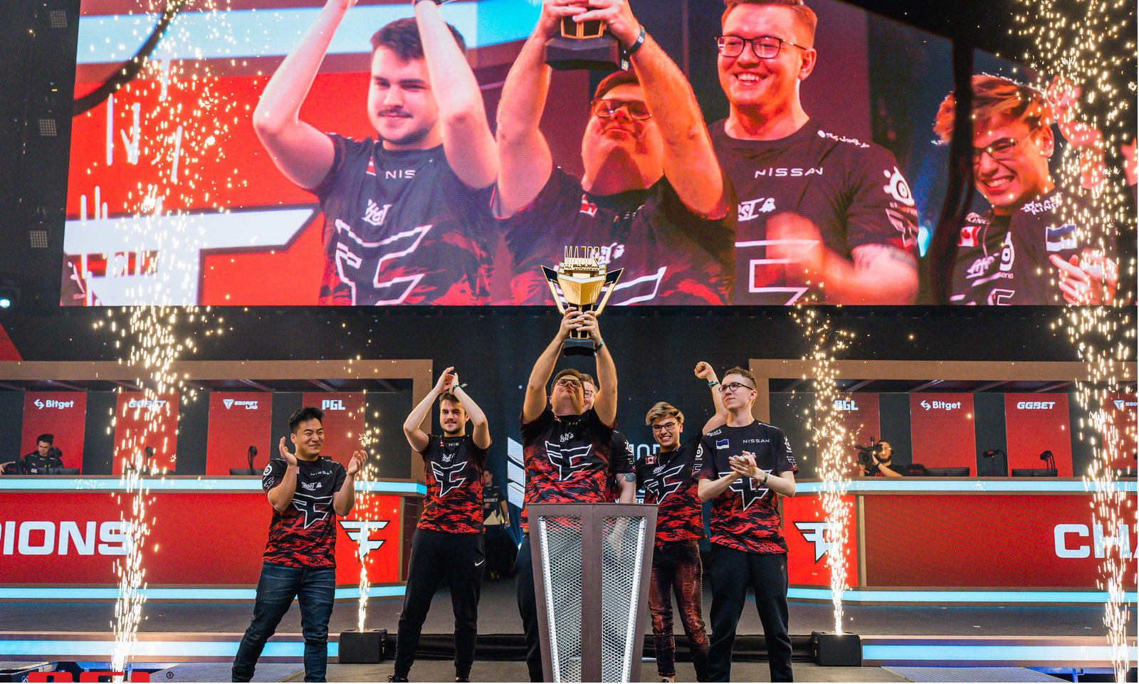 「实况足球 × 游戏王」联动开启！